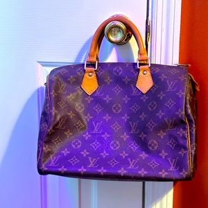 Beautiful vintage Louis Vuitton Speedy 30